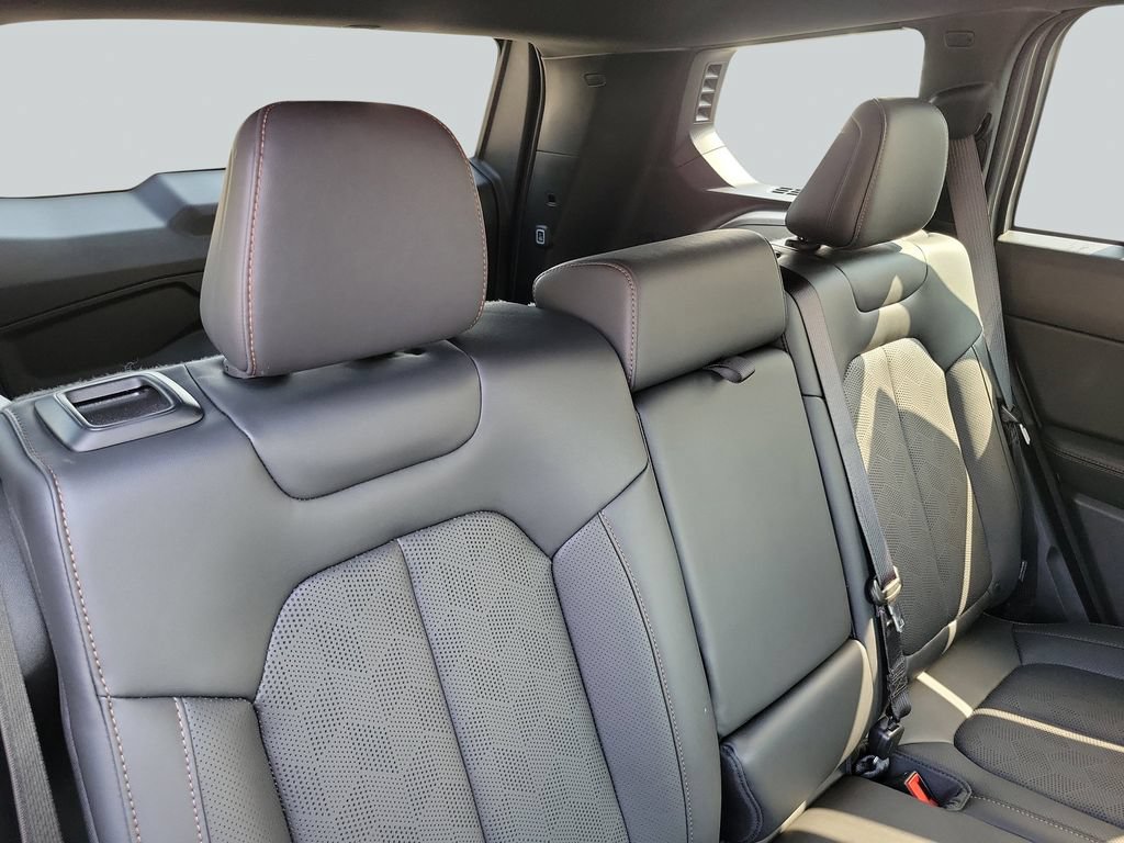 New 2026 Jeep Cherokee Overland AWD/4WD image 36