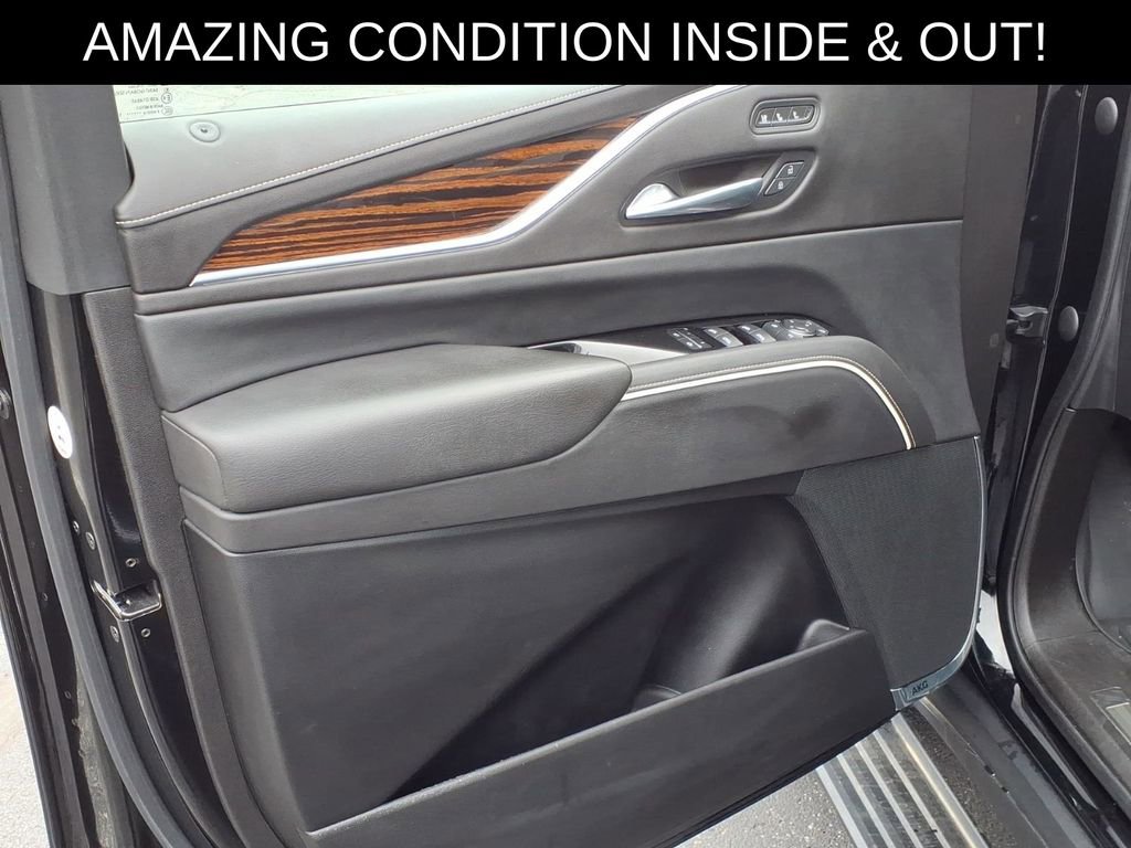 Used 2021 Cadillac Escalade Premium Luxury w/ Driver Assist Tech Package AWD/4WD image 5