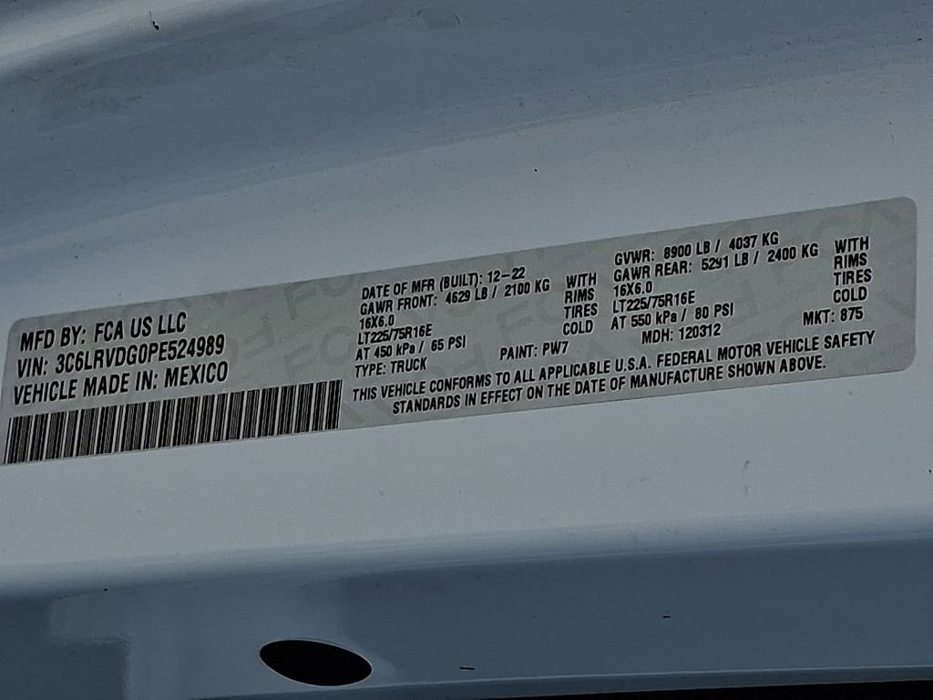 Used 2023 RAM ProMaster 2500 w/ Convenience Group FWD image 24