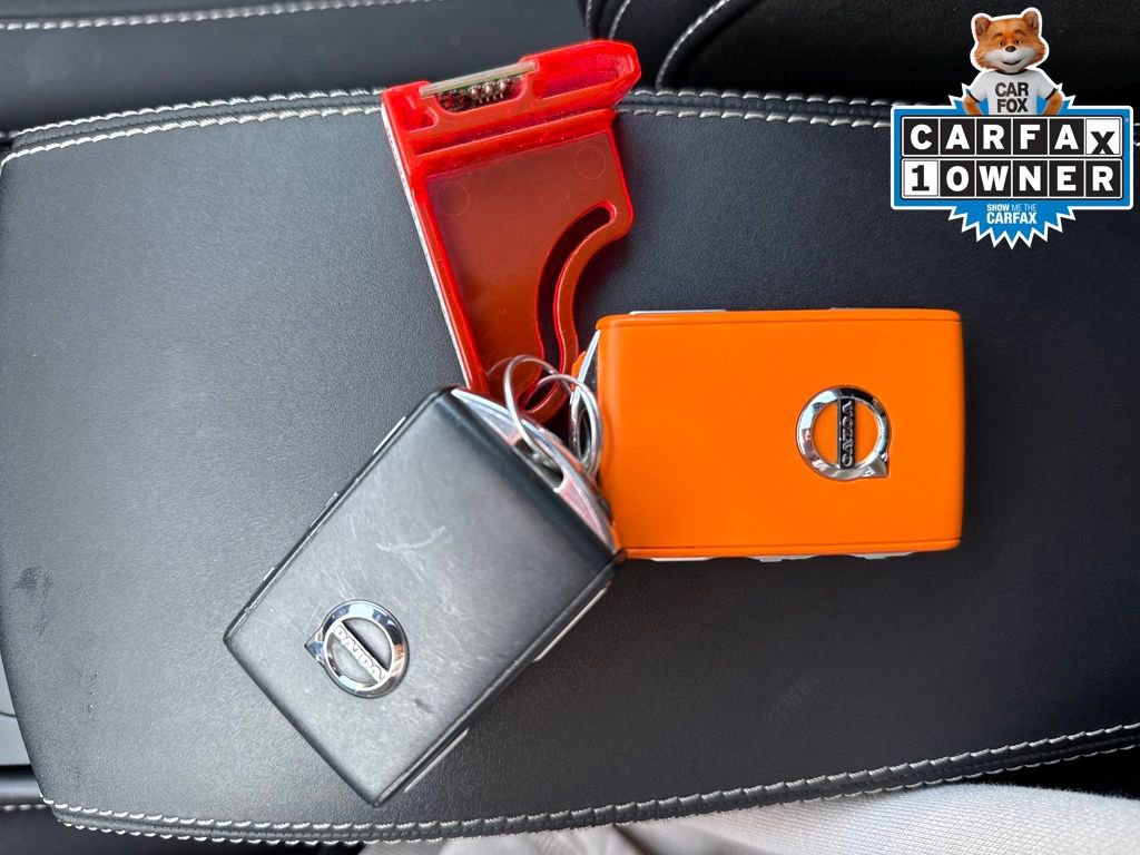 Used 2023 Volvo XC40 Recharge Plus image 31