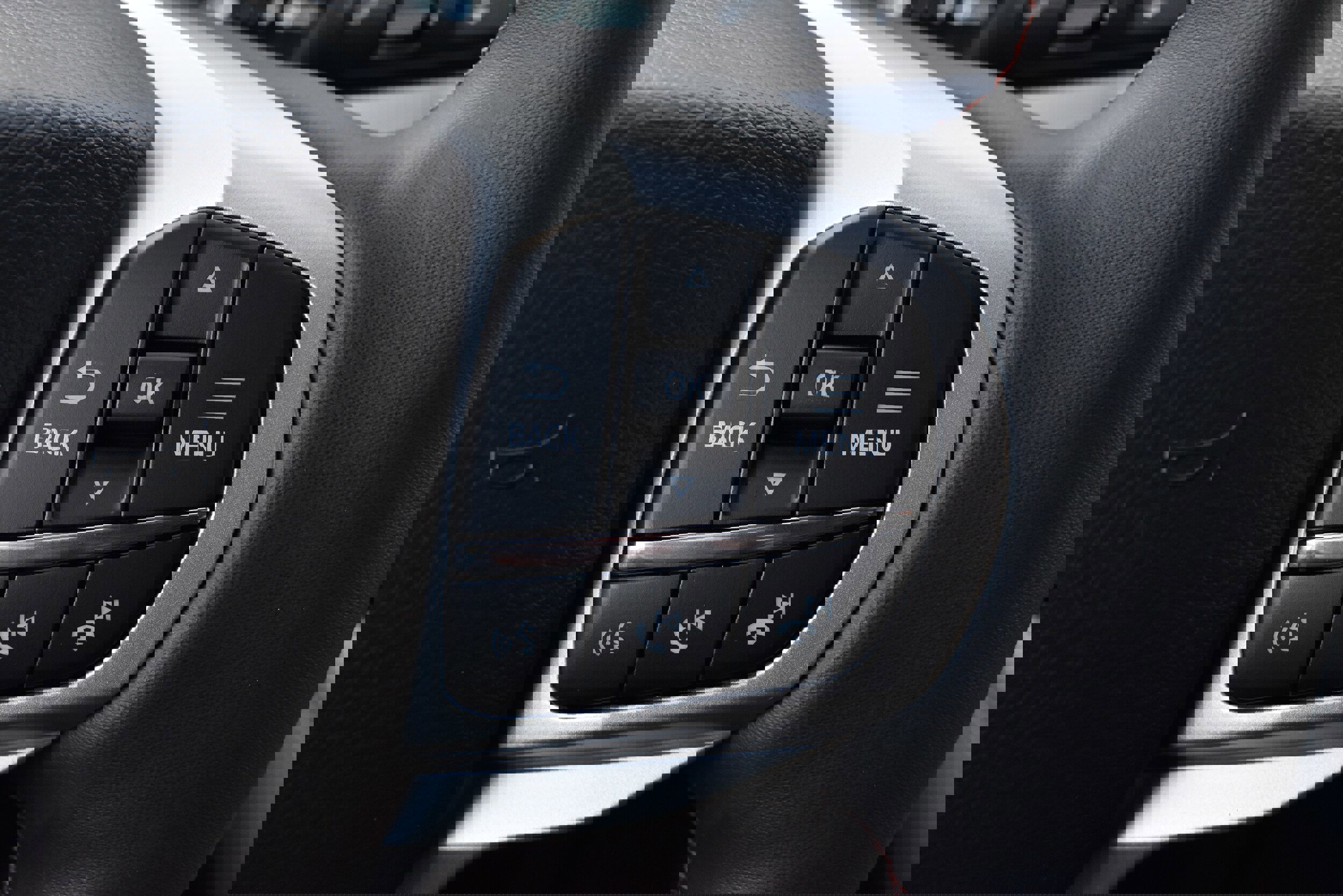 New 2026 Ford Explorer Active w/ Active Comfort Package image 28