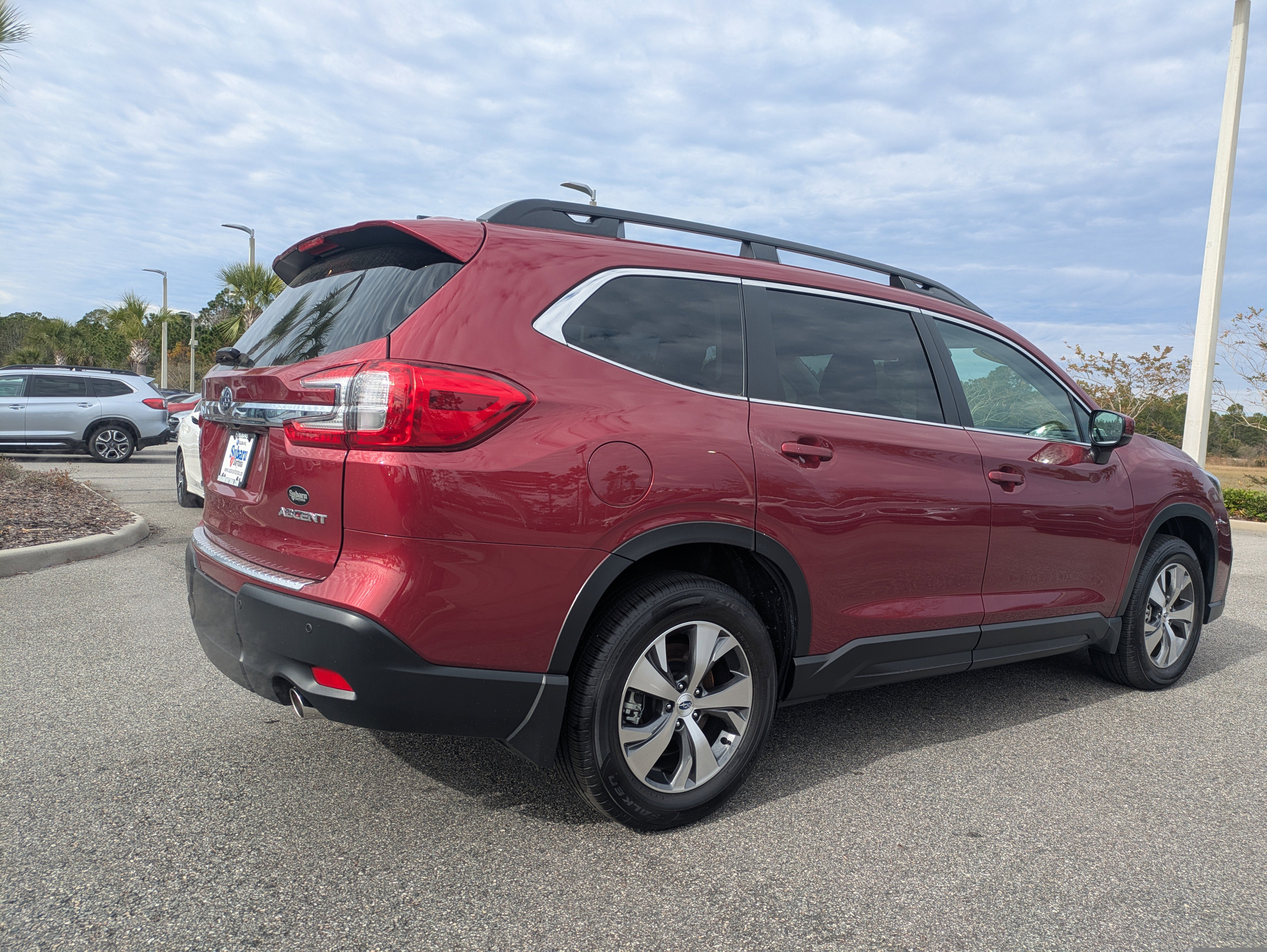 Certified 2025 Subaru Ascent Premium image 4