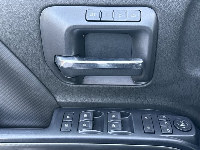 Used 2018 GMC Sierra 1500 SLT AWD/4WD image 19