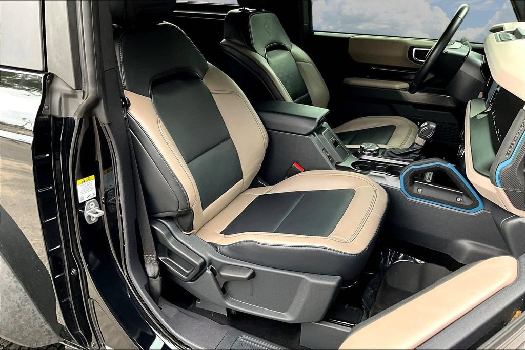 Certified 2022 Ford Bronco Wildtrak AWD/4WD image 31