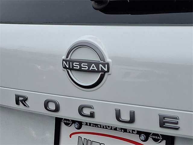 New 2026 Nissan Rogue Platinum image 12