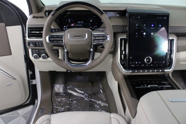Used 2025 GMC Yukon Denali w/ Denali Reserve Package image 14