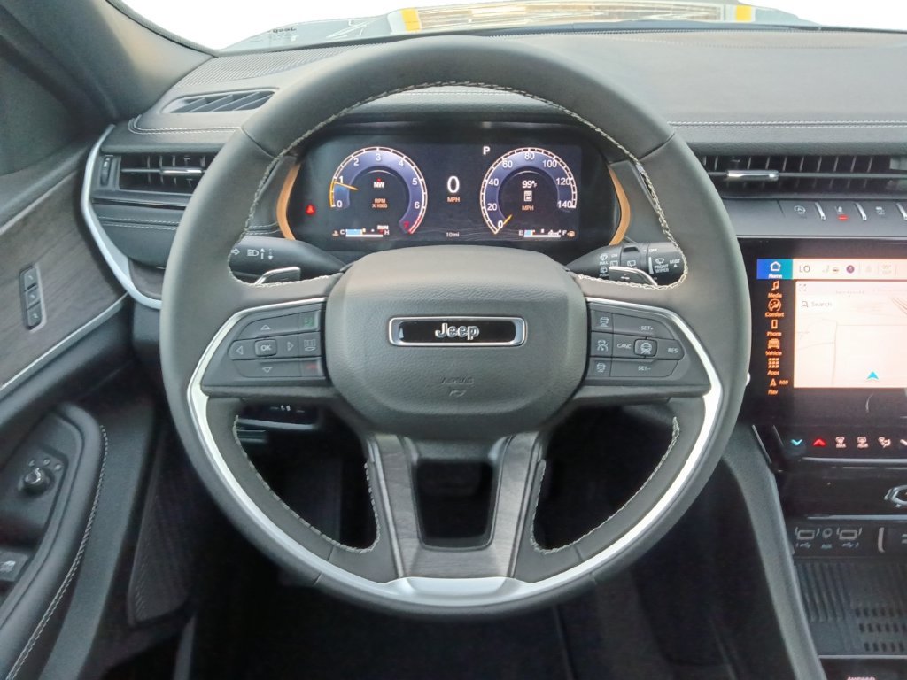 New 2027 Jeep Grand Cherokee L Limited w/ Limited Altitude Package AWD/4WD image 21