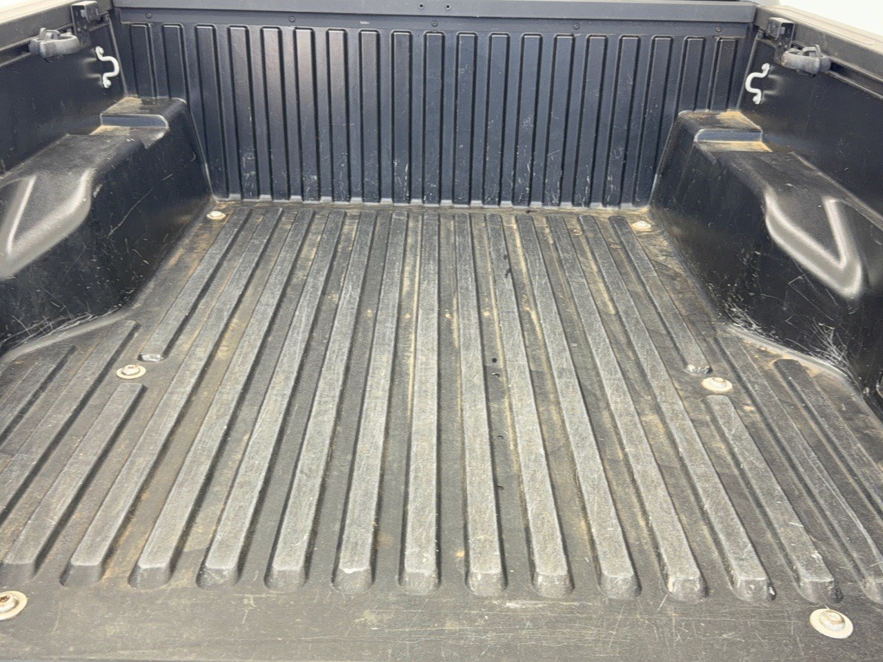 Used 2022 Toyota Tacoma SR5 RWD image 28