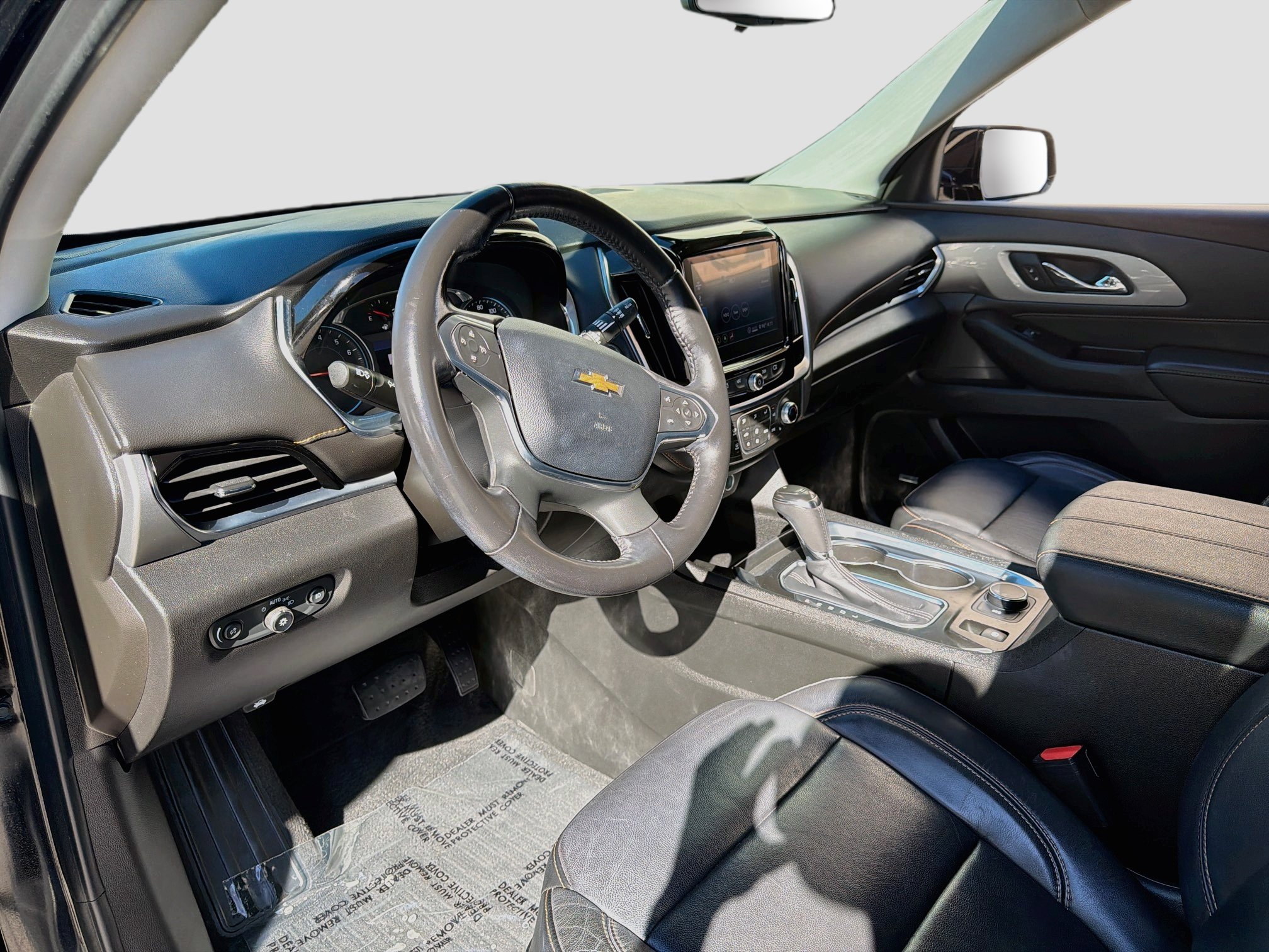Used 2020 Chevrolet Traverse LT w/ LT Premium Package FWD image 9