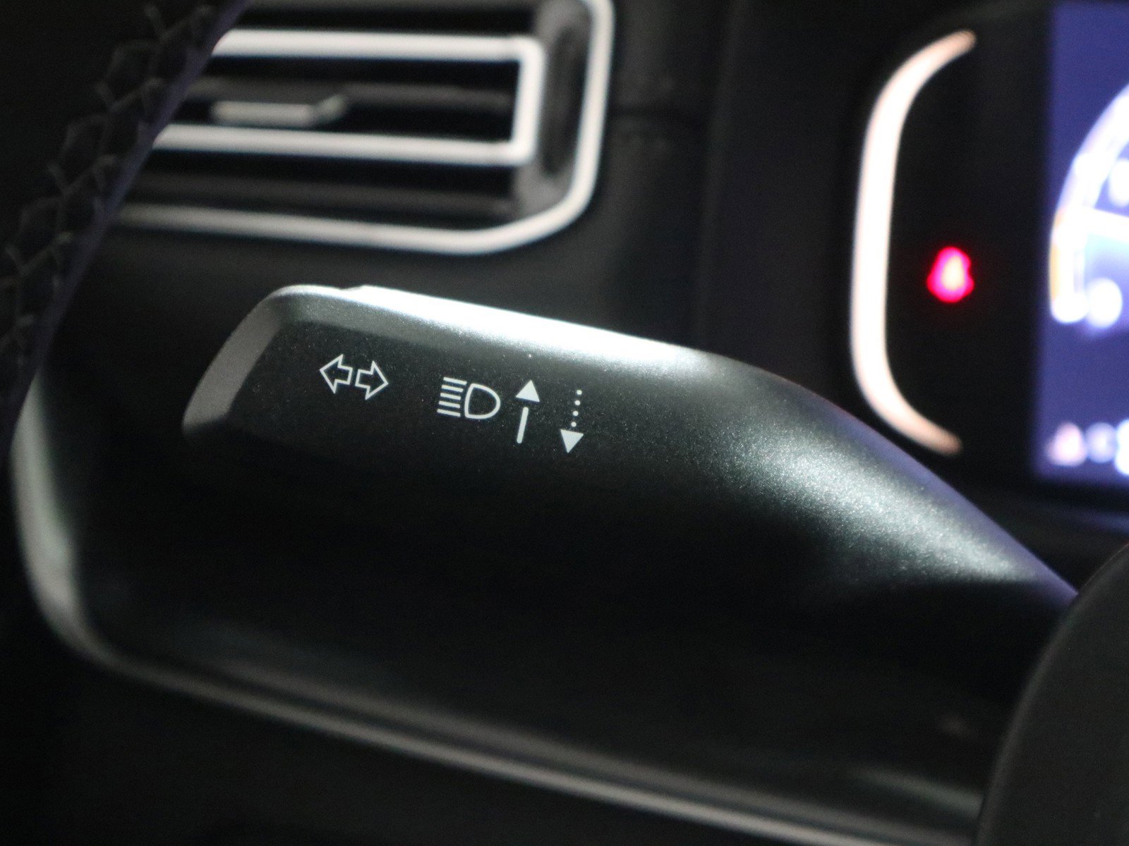 New 2024 Jeep Wagoneer 4WD w/ Convenience Group I image 31