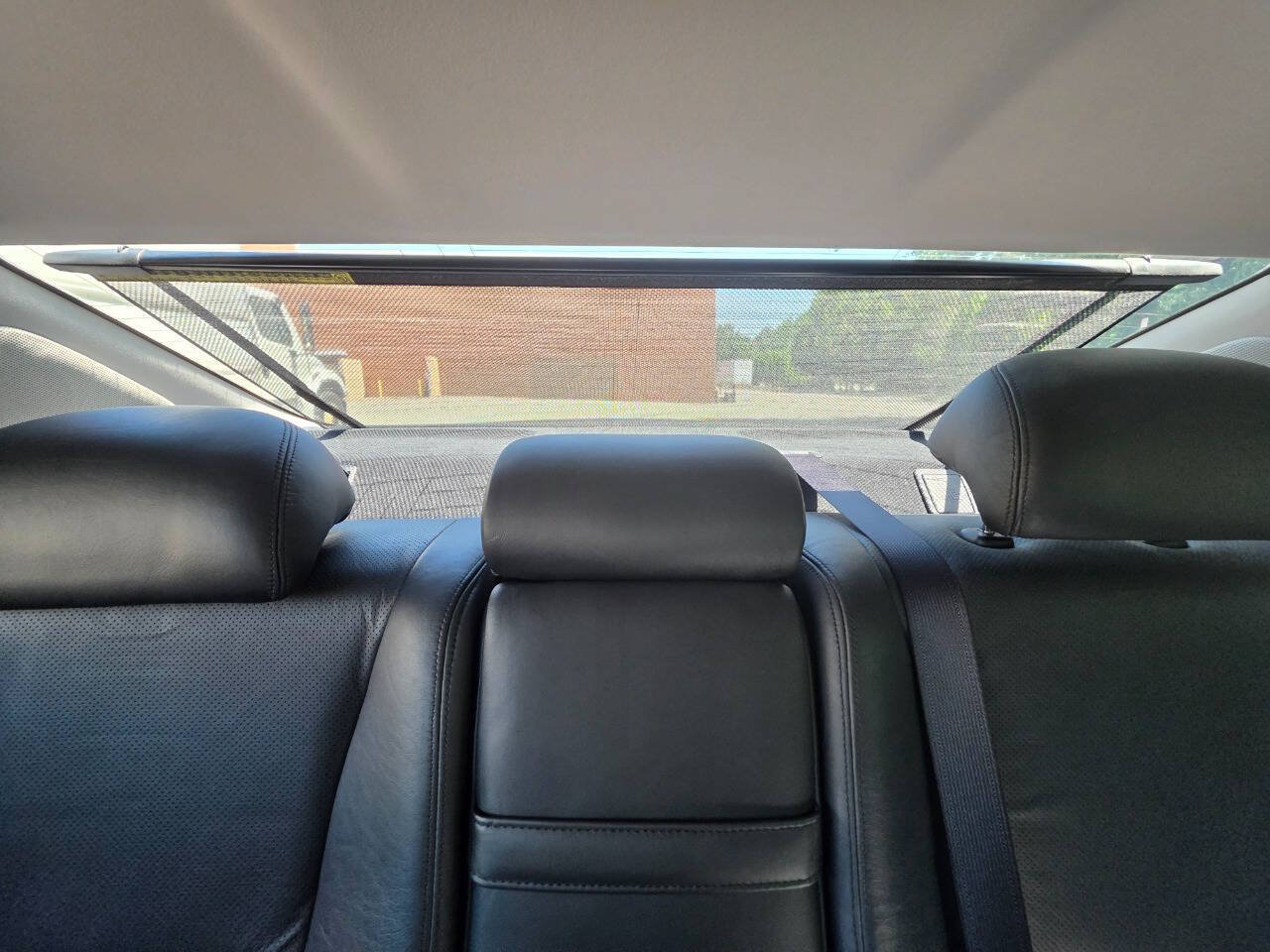 Used 2010 Lexus LS 460 RWD image 33