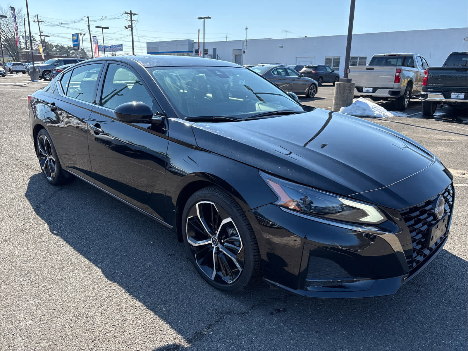 Used 2024 Nissan Altima 2.5 SR w/ SR Premium Package image 1