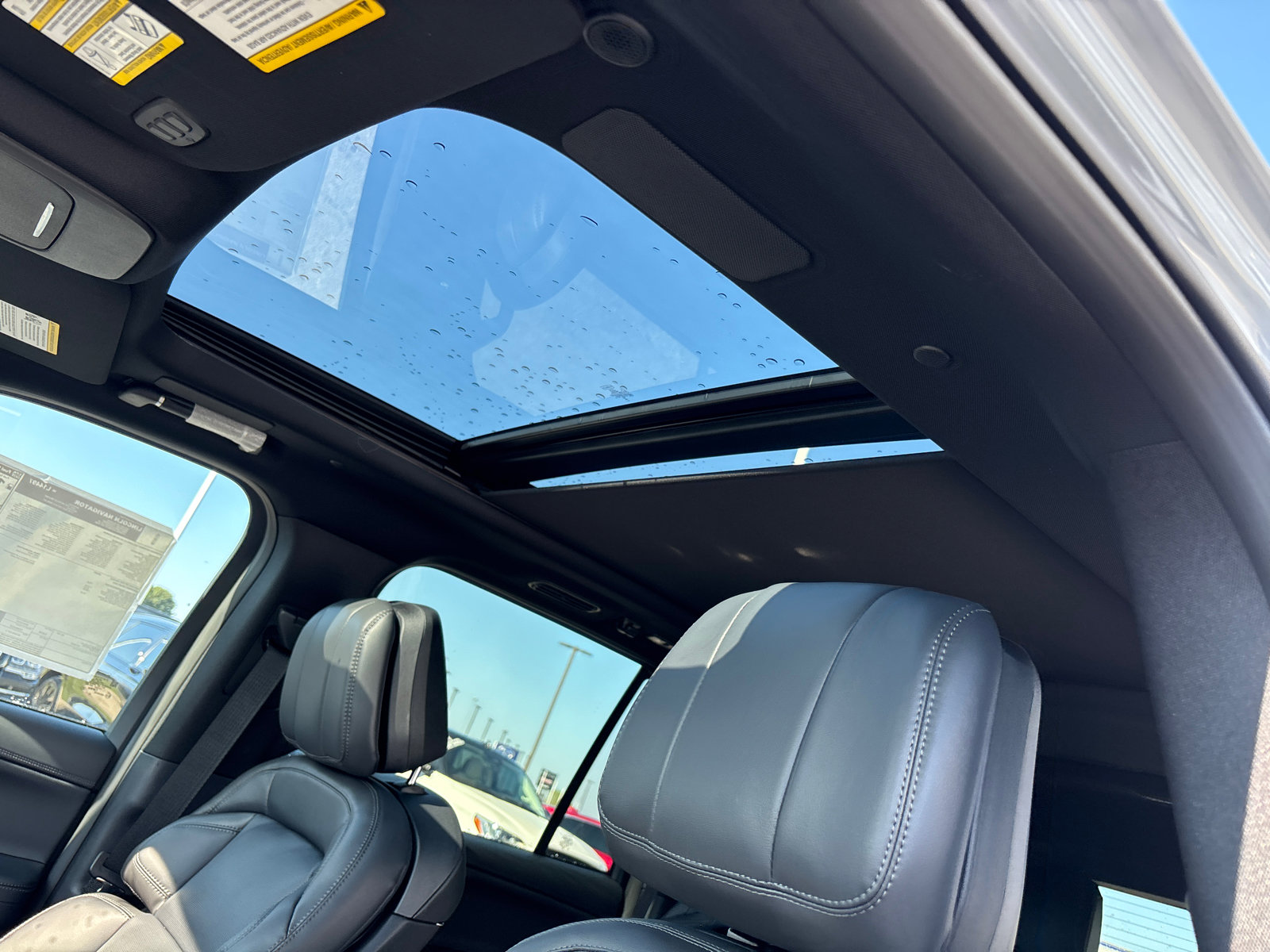 New 2025 Lincoln Navigator Reserve w/ Jet Appearance Package image 26