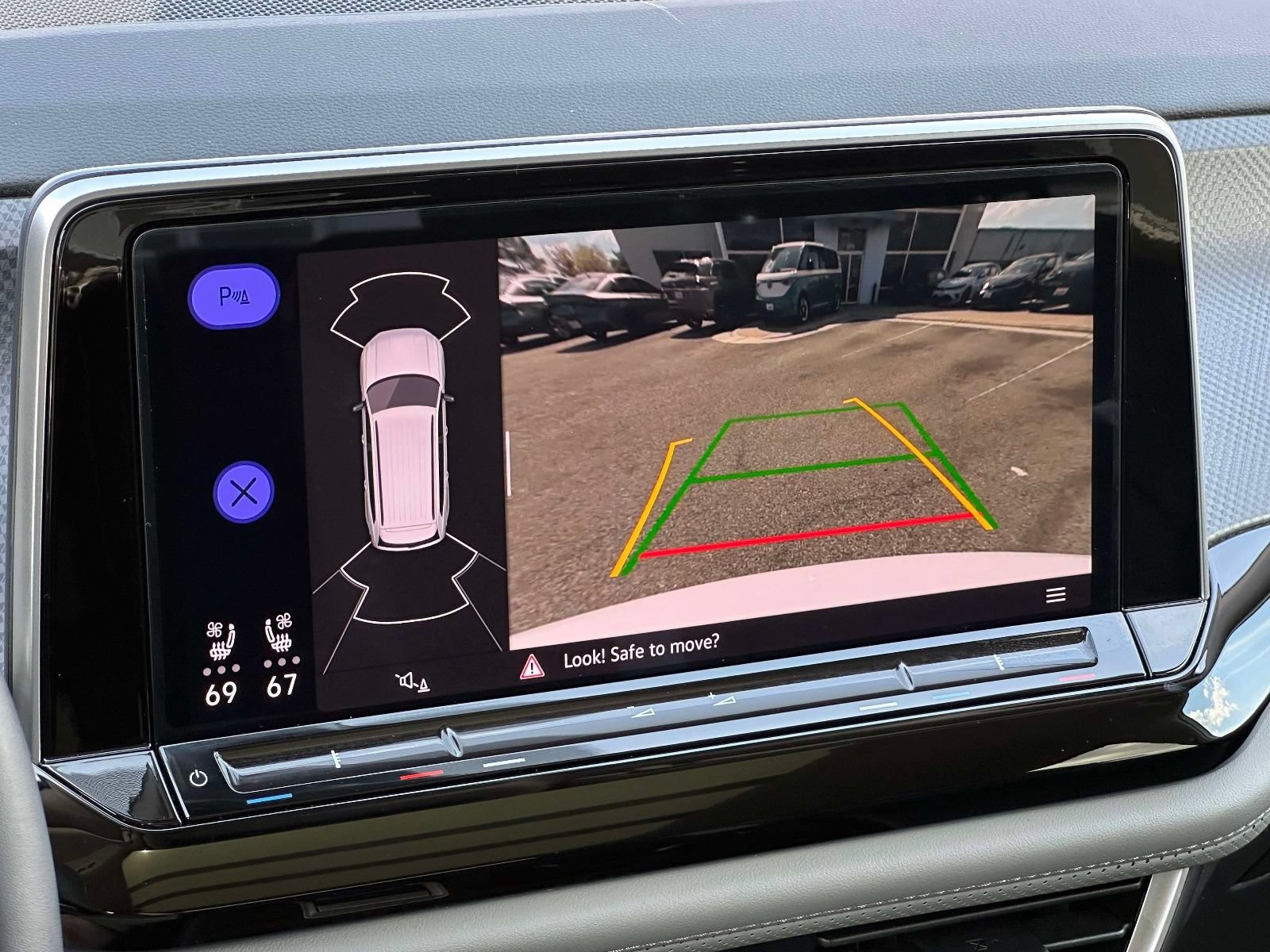 Used 2024 Volkswagen Atlas Peak Edition SEL AWD/4WD image 22