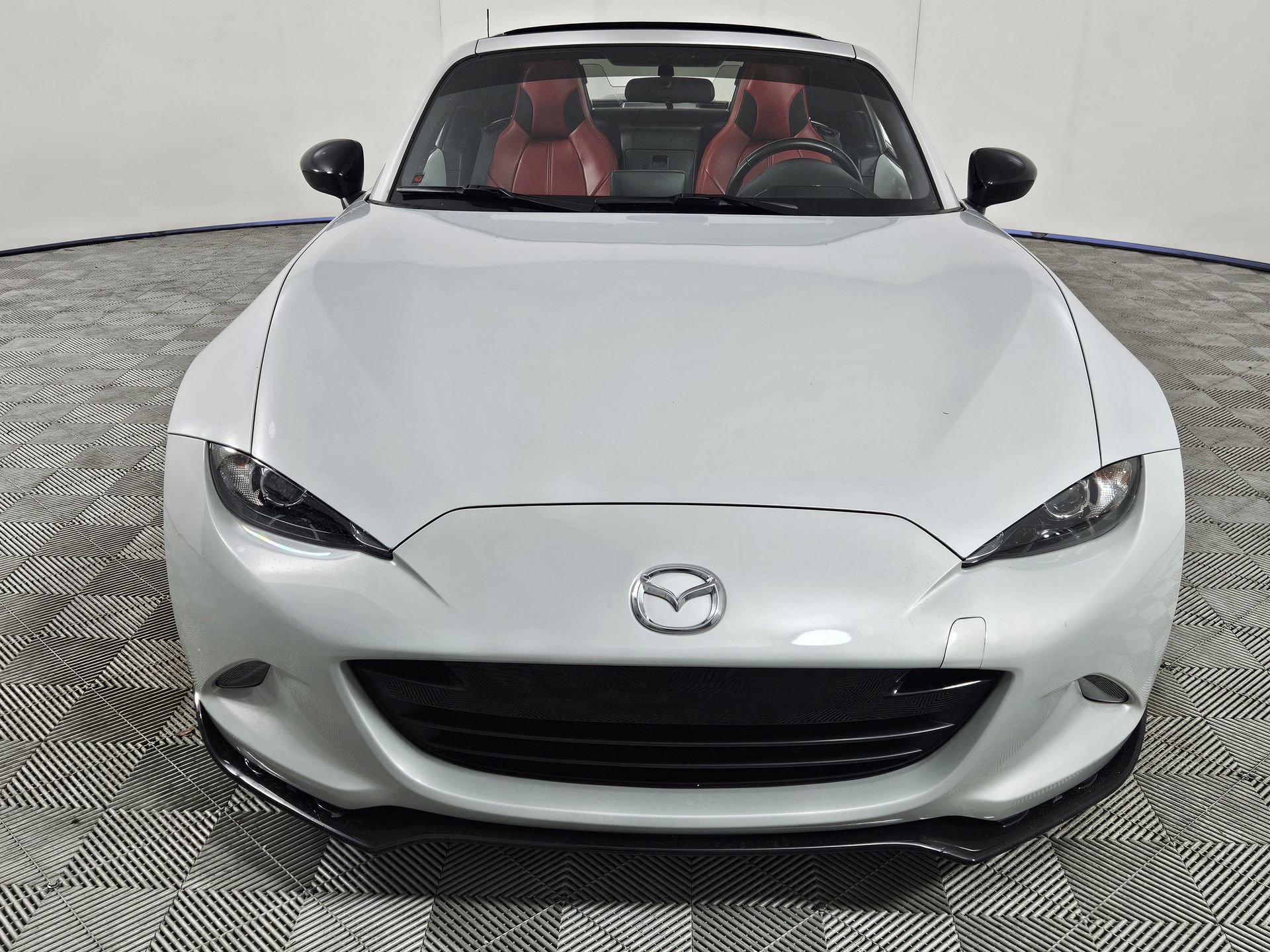 Used 2017 MAZDA MX-5 Miata RF Club RWD image 2