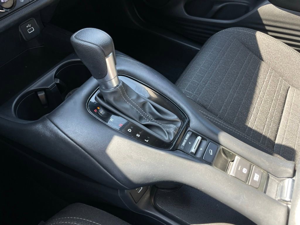 Certified 2025 Honda HR-V LX image 19