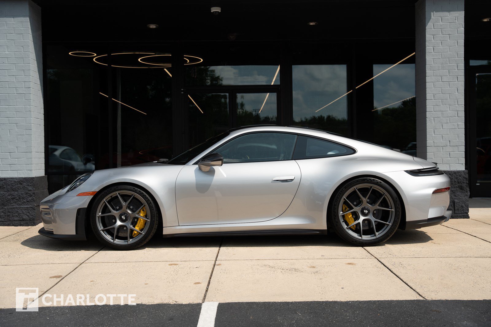 Used 2026 Porsche 911 GT3 RWD image 8