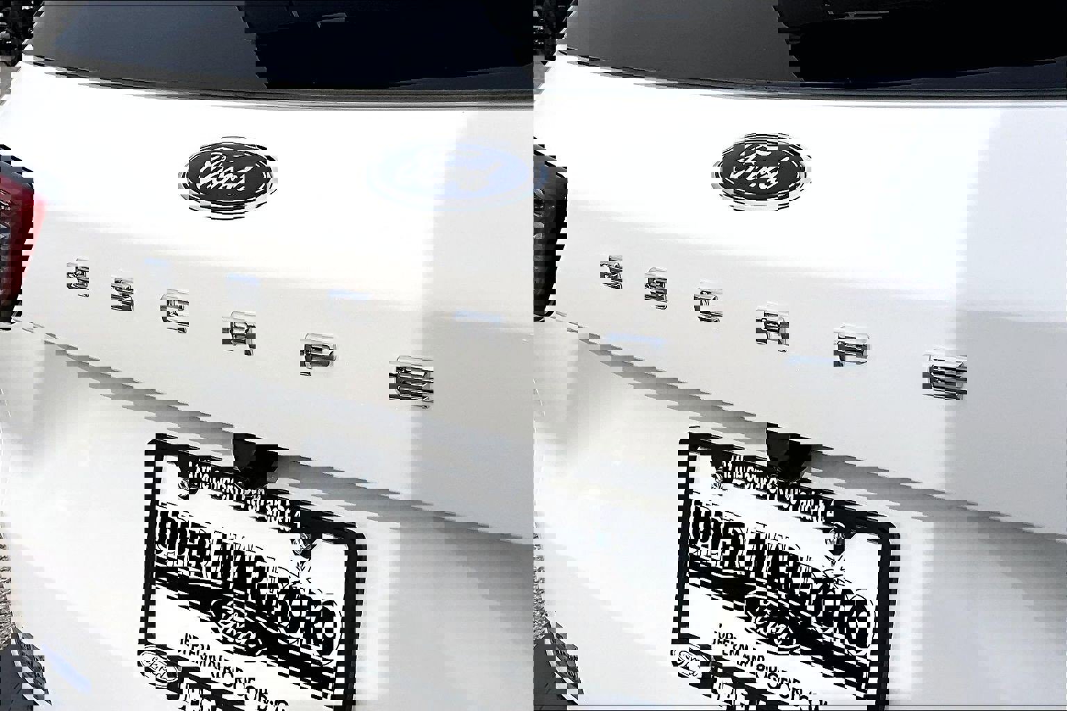 New 2024 Ford Escape SE w/ PHEV Premium Package image 12