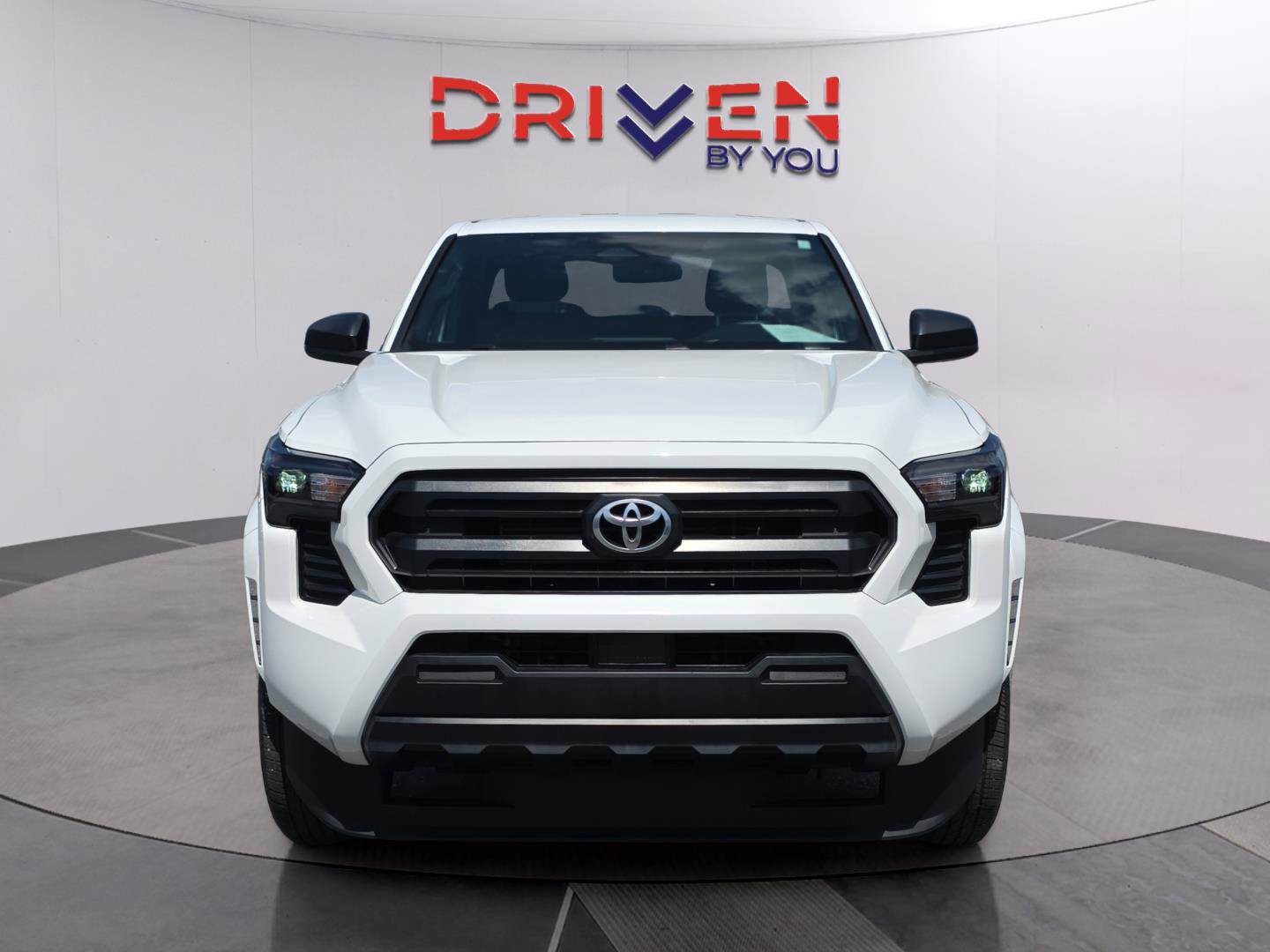 Used 2024 Toyota Tacoma SR RWD image 9