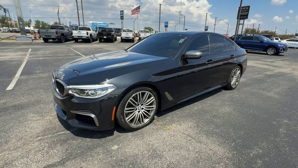 Used 2020 BMW M550i xDrive image 4