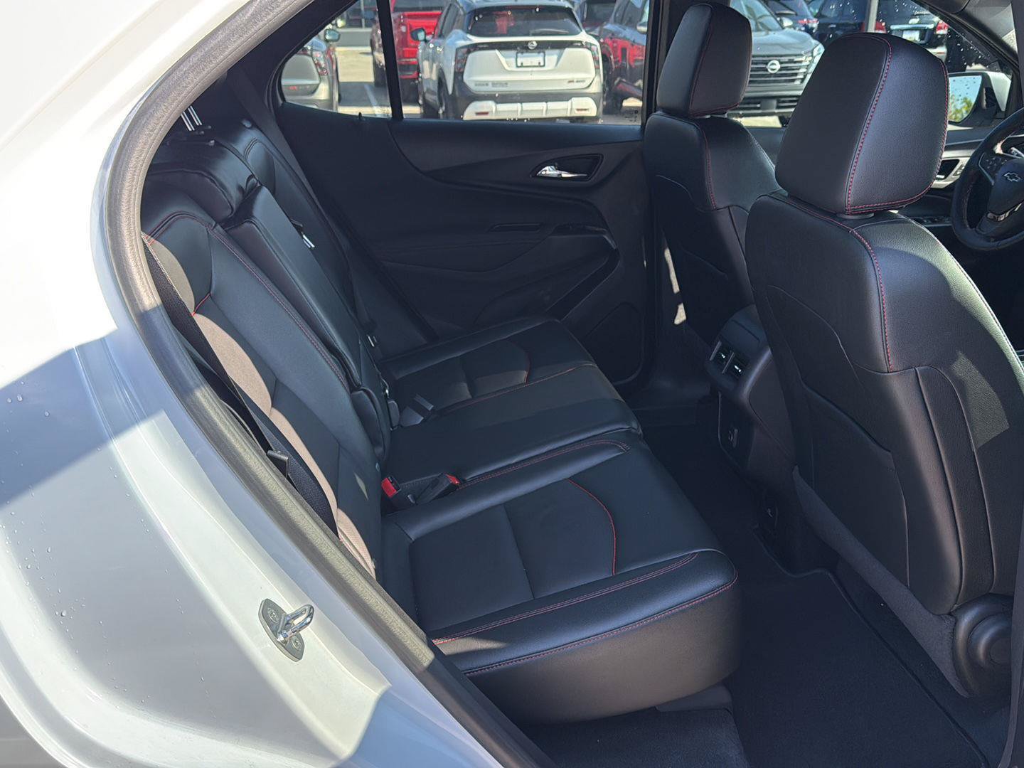 Used 2023 Chevrolet Equinox RS w/ RS Leather Package FWD image 12