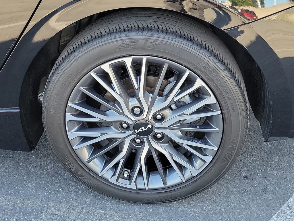 Used 2023 Kia Forte GT-Line w/ GT-Line Technology Package image 23