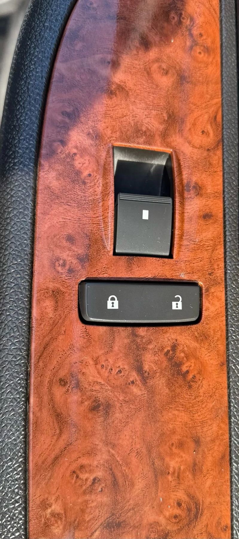 Used 2007 Chevrolet Avalanche LT w/ LT Preferred Equipment Group image 33