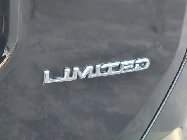 Used 2026 Toyota RAV4 Limited AWD/4WD image 27