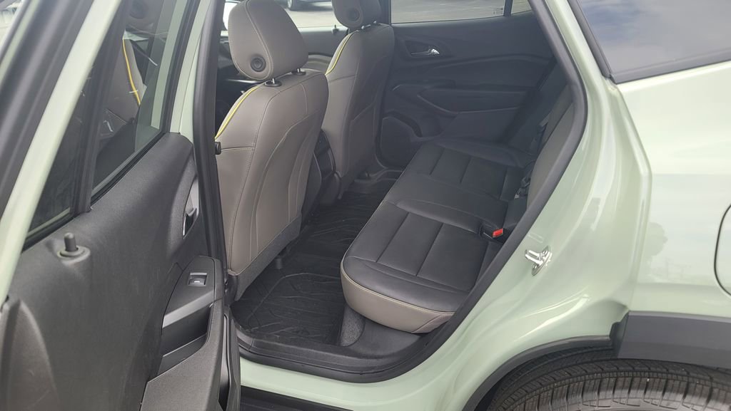 New 2026 Chevrolet Trax ACTIV w/ Sunroof Package image 25