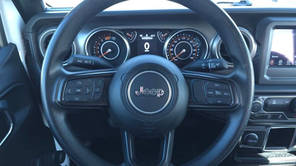 Used 2023 Jeep Wrangler Sport image 23