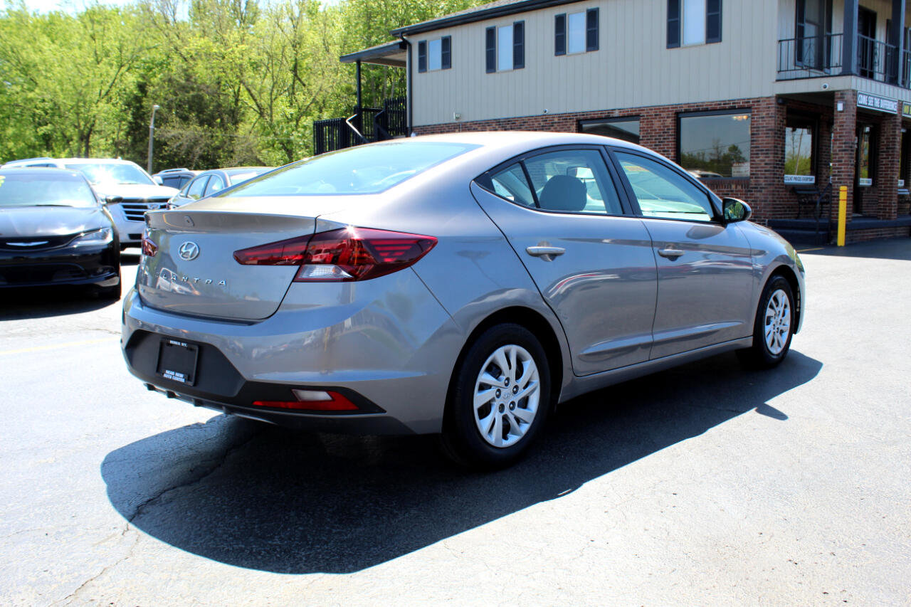 Used 2020 Hyundai Elantra SE w/ Cargo Package (C1) image 5
