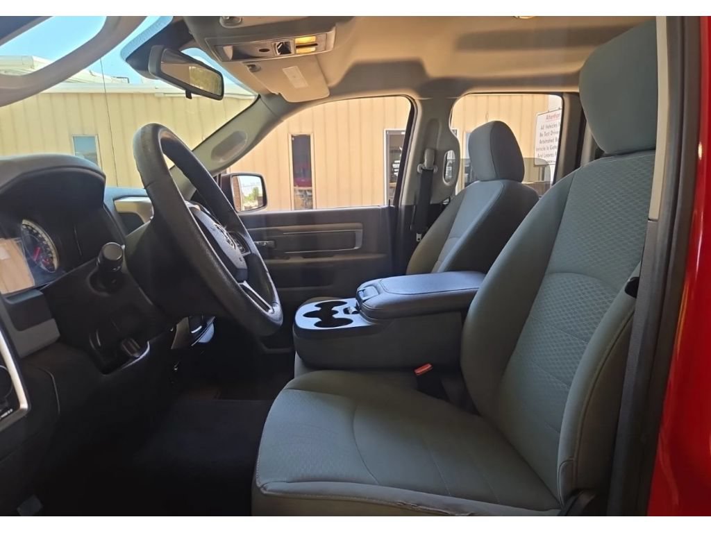 Used 2016 RAM 1500 Classic SLT RWD image 8