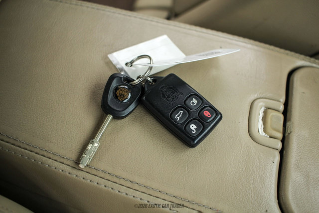 Used 1999 Jaguar XK8 Convertible RWD image 30