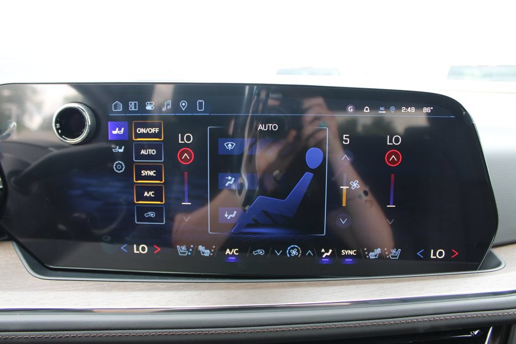 New 2026 Chevrolet Tahoe High Country AWD/4WD image 61
