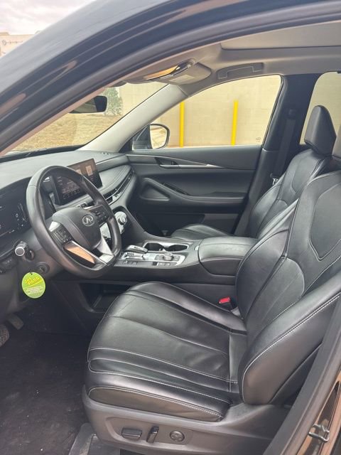 Used 2023 INFINITI QX60 Luxe w/ Cargo Package image 7