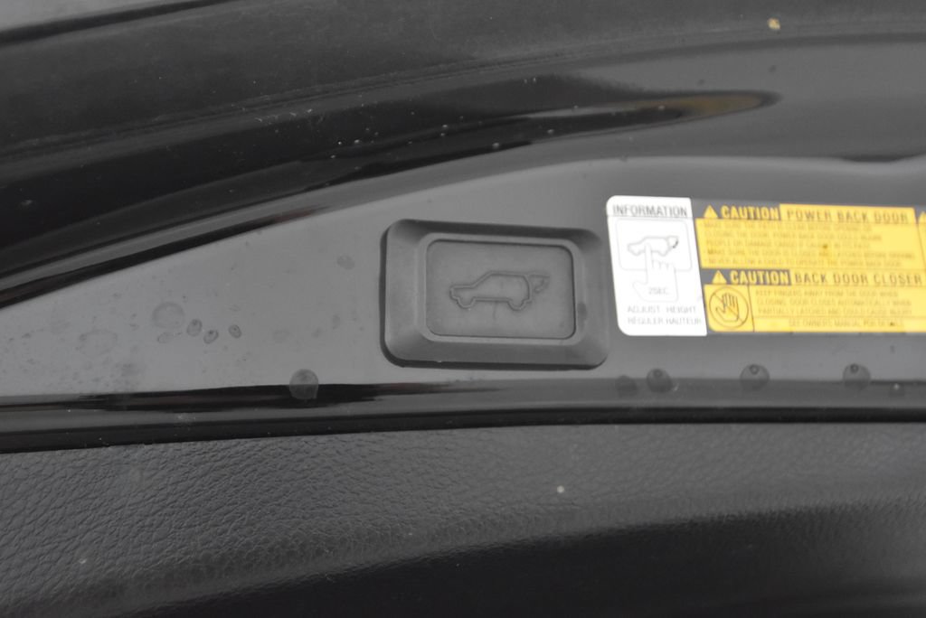 Used 2013 Toyota RAV4 Limited AWD/4WD image 35