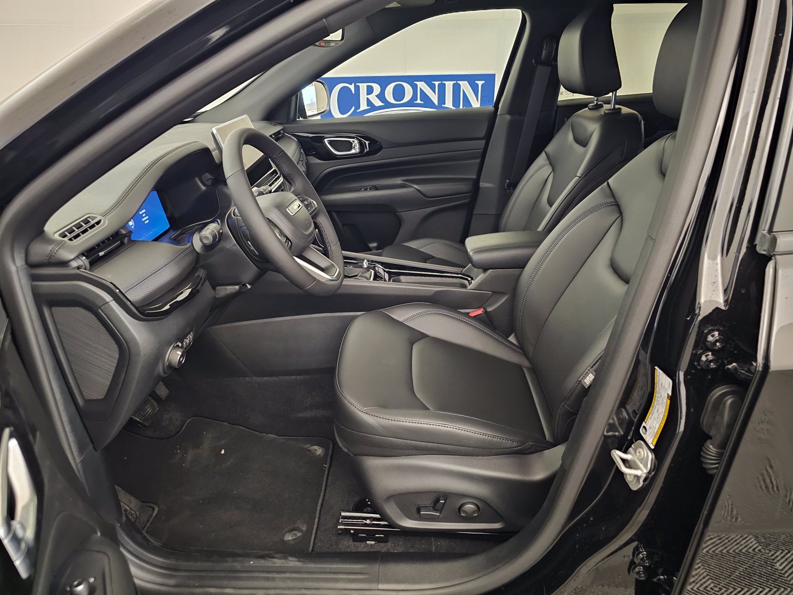 New 2026 Jeep Compass Limited w/ Sun, Sound & Navigation Group AWD/4WD image 4