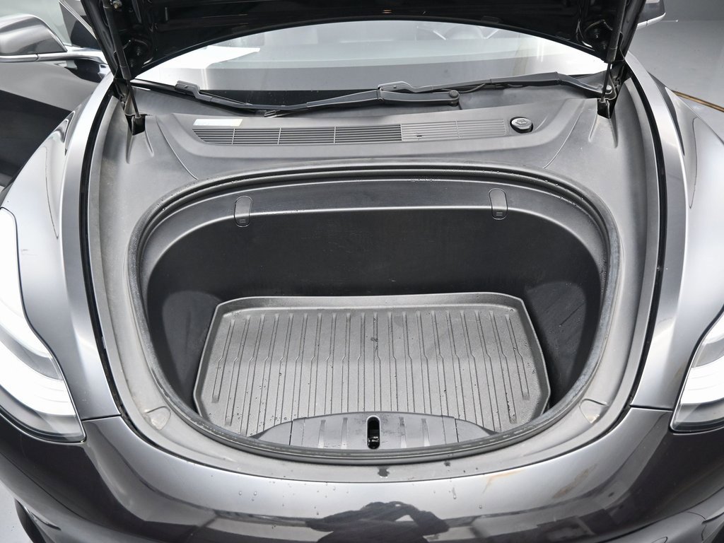 Used 2018 Tesla Model 3 Long Range image 37