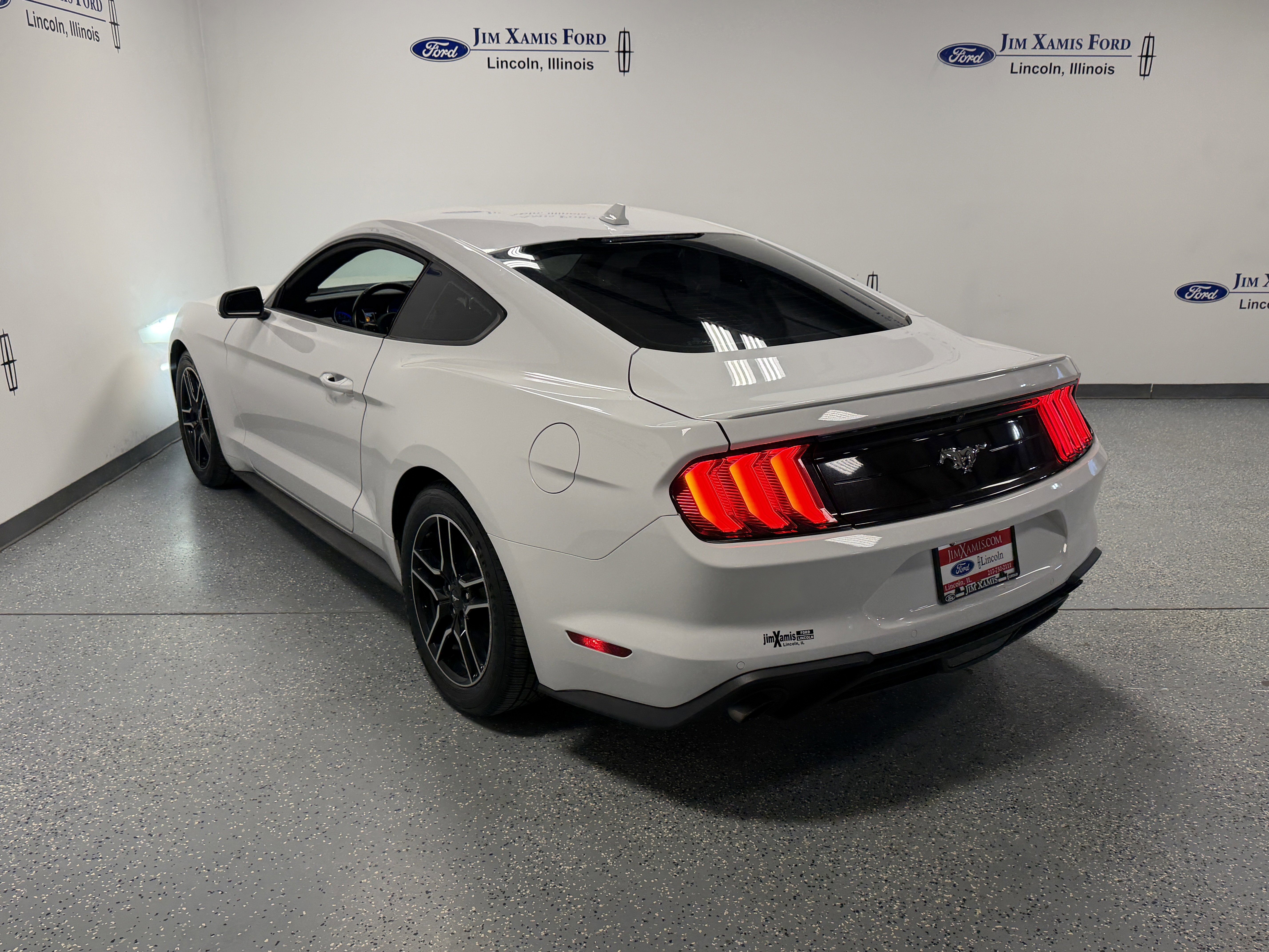 Used 2021 Ford Mustang Premium RWD image 29
