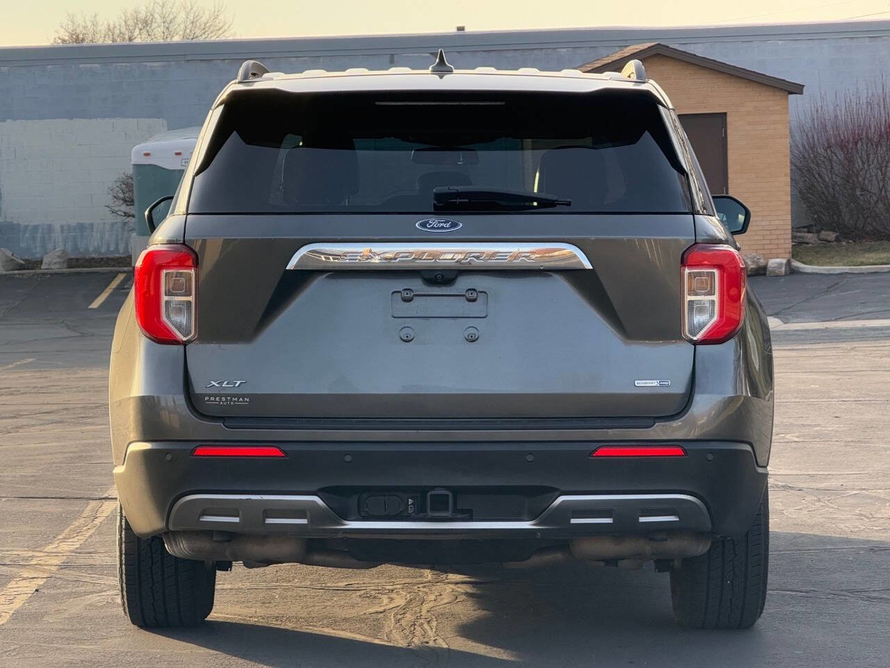 Used 2020 Ford Explorer XLT w/ Equipment Group 202A AWD/4WD image 6