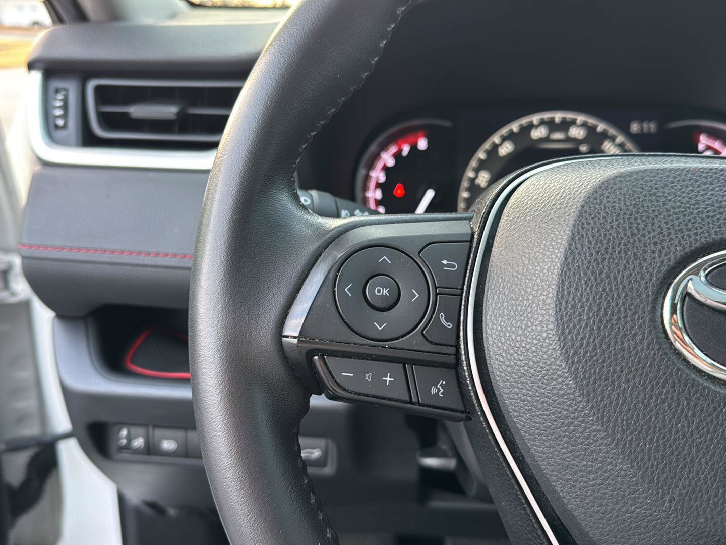 Certified 2020 Toyota RAV4 TRD Off-Road image 18