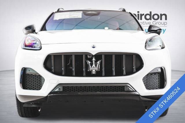 Used 2025 Maserati Grecale Modena image 4