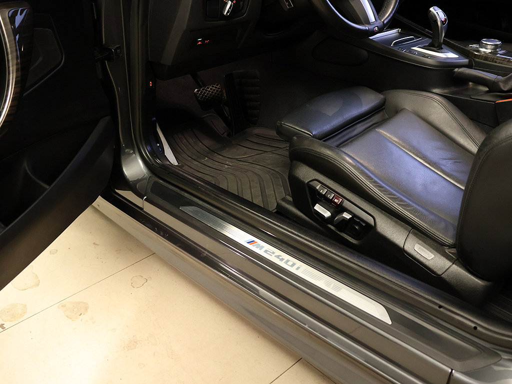 Used 2018 BMW M240i xDrive Coupe AWD/4WD image 24