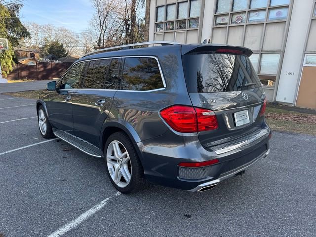 Used 2015 Mercedes-Benz GL 550 4MATIC image 4