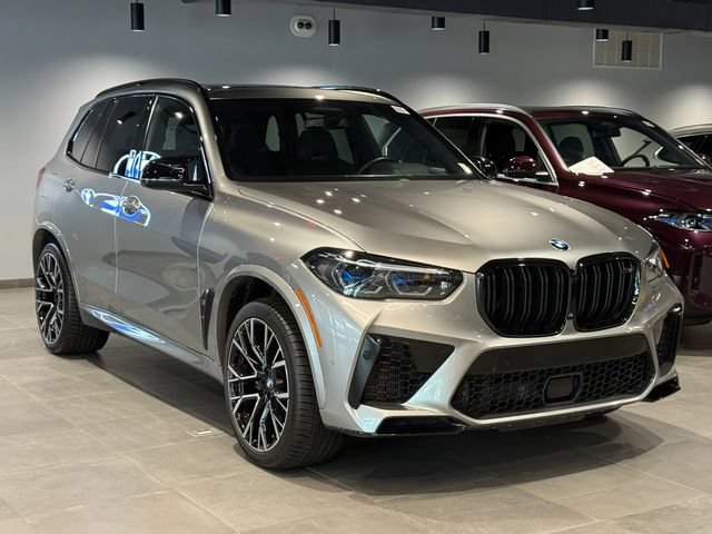 Used 2022 BMW X5 M w/ Competition Package 2 AWD/4WD image 3