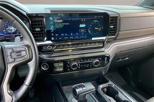 Used 2023 Chevrolet Silverado 1500 ZR2 w/ Technology Package image 9