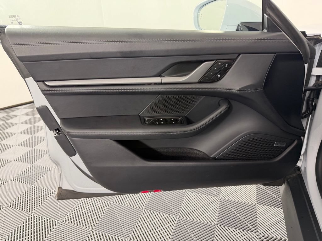 Certified 2026 Porsche Taycan RWD image 16