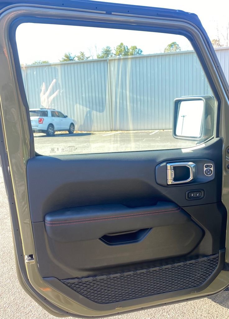 New 2026 Jeep Wrangler Unlimited Rubicon 392 image 12