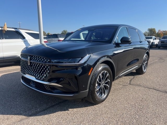 Used 2024 Lincoln Nautilus Premier image 25