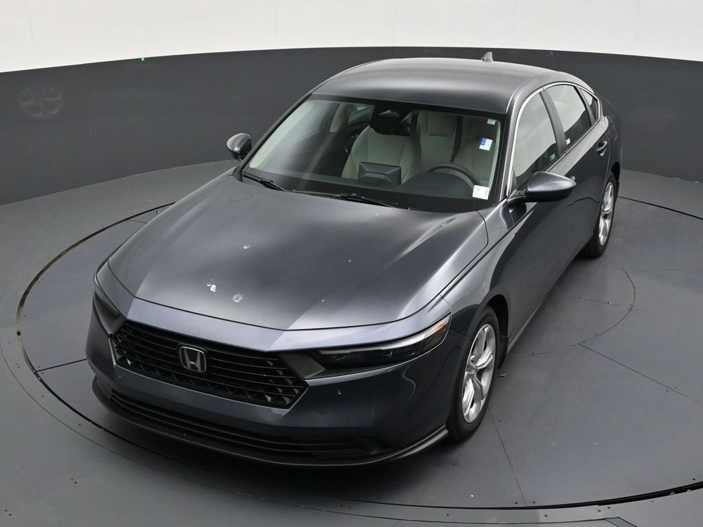 Used 2025 Honda Accord LX image 18